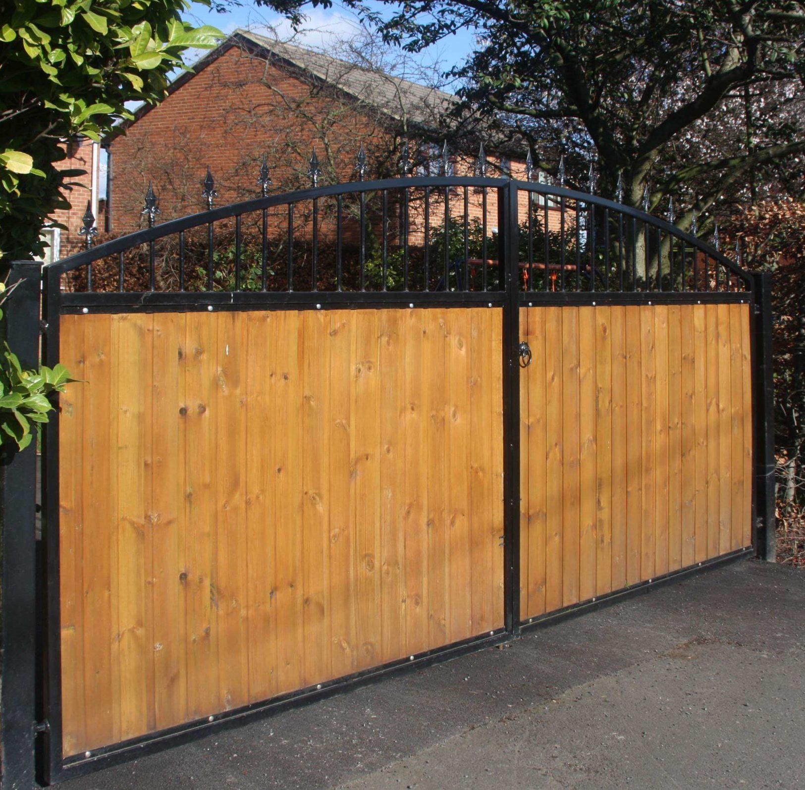 metal wall railing installers Worcester Park KT4